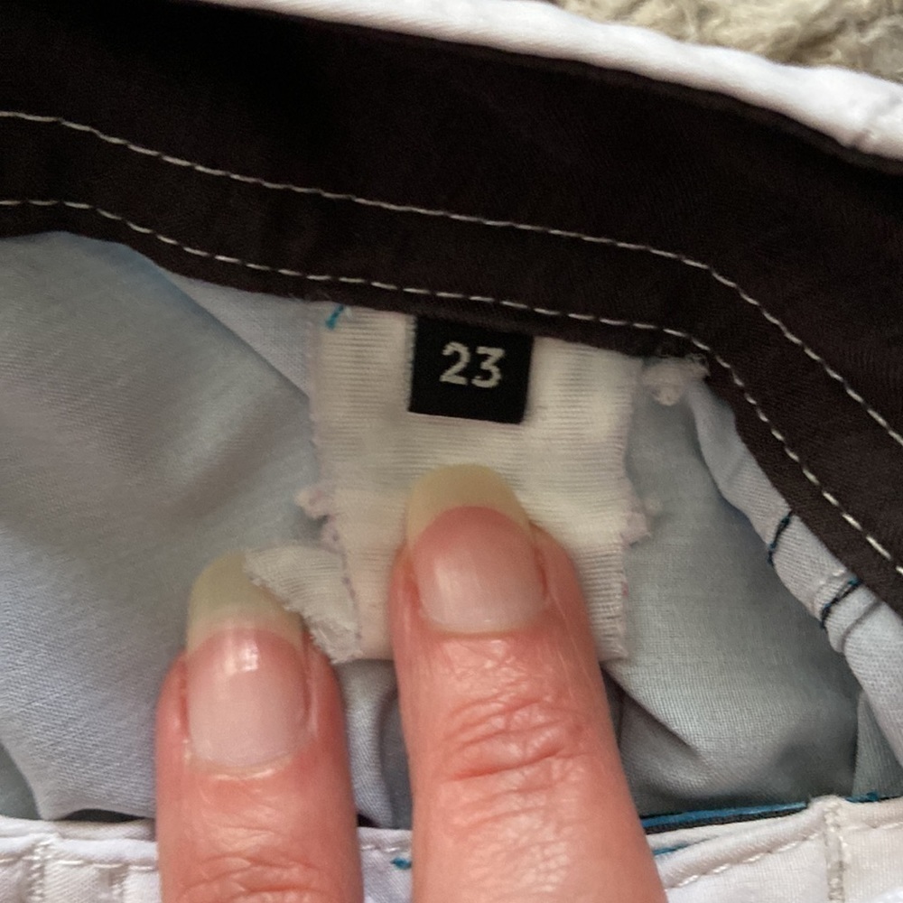 Quicksilver boys swim trunks size 23 blues and grey/off white pocket - Picture 8 of 8